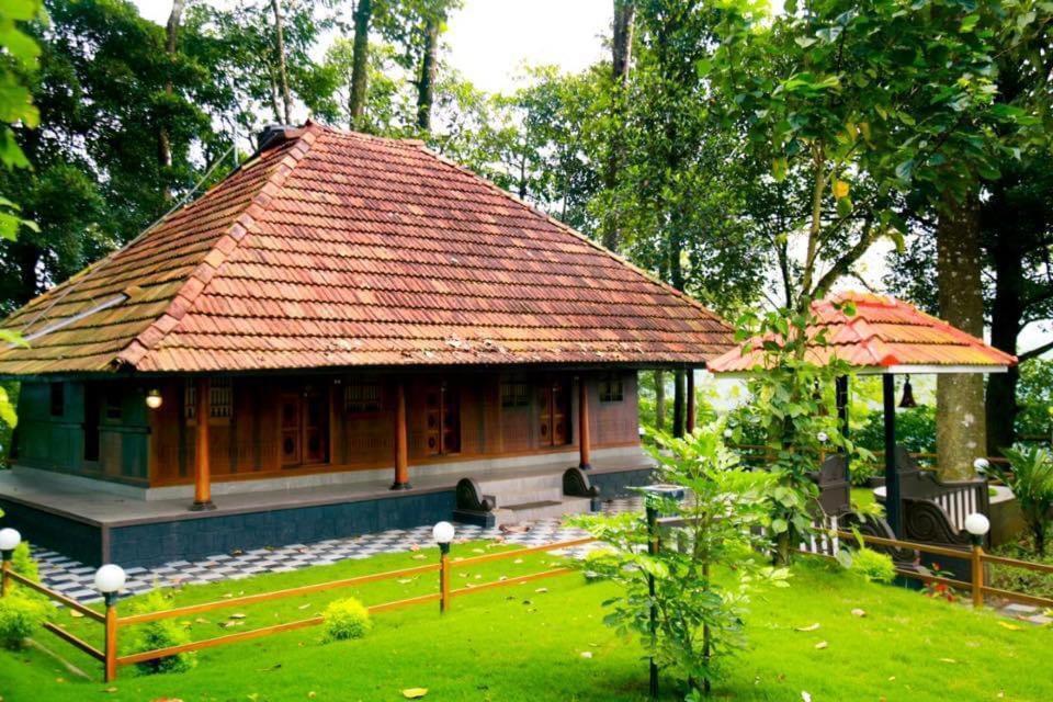 Traditional Kerala Villa 무나르 외부 사진